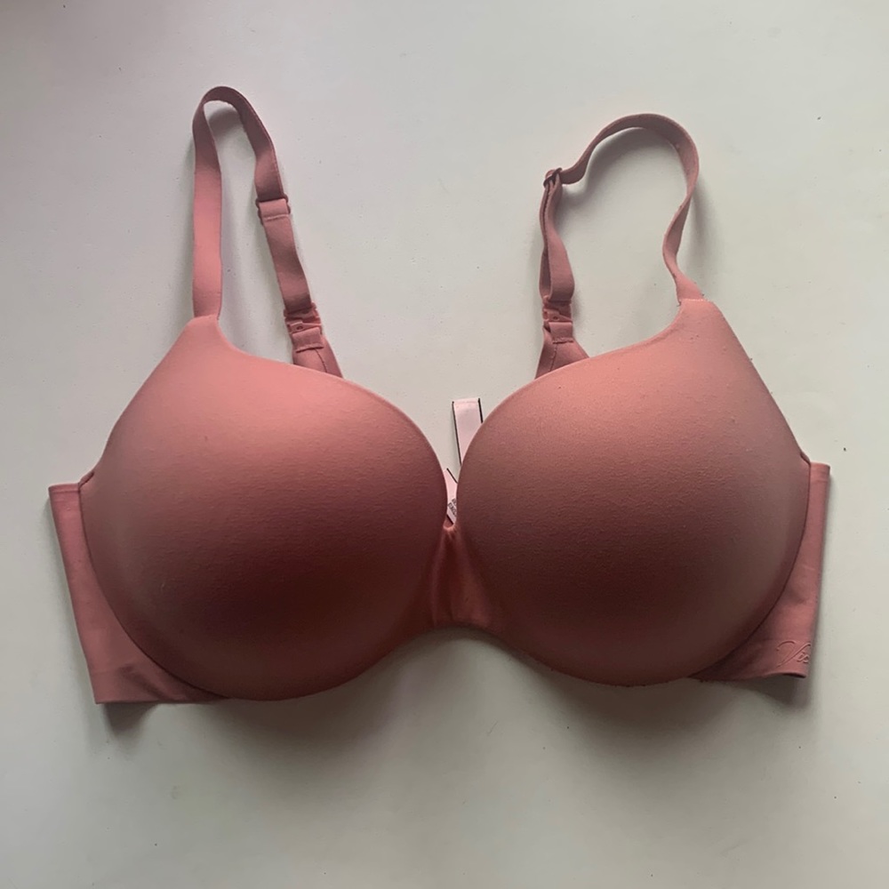 Victoria’s Secret 36dd bra